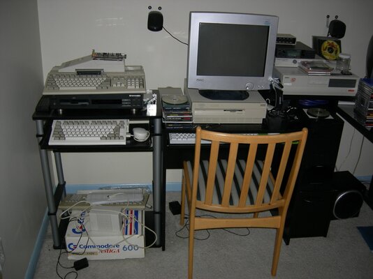 Classic Computer room 002.jpg