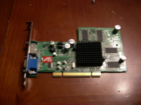 Radeon 9250 PCI 256MB 1.jpg