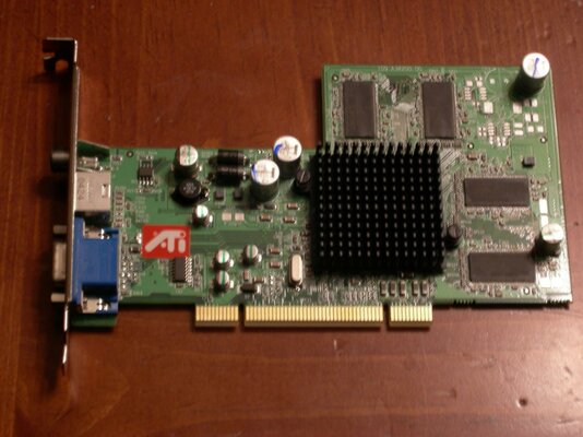 Radeon 9250 PCI 256MB 3.jpg