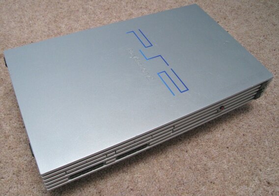 PS2 HARDWARE Silver PS2 #4.jpg