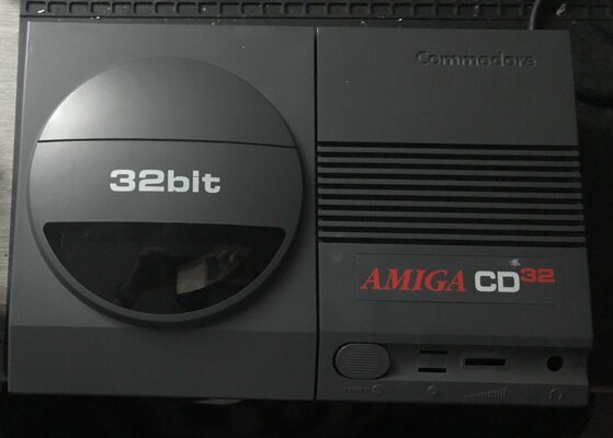 CD32.jpg