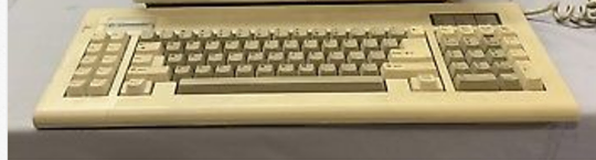 commodore pc 53466093_2177552518976516_7538348021788966912_n.png