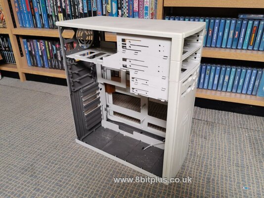 A1200_Infinitiv_Case (1).jpg