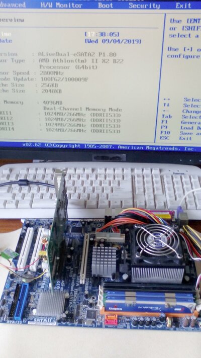 Asrock AliveDual eSATA2.jpg