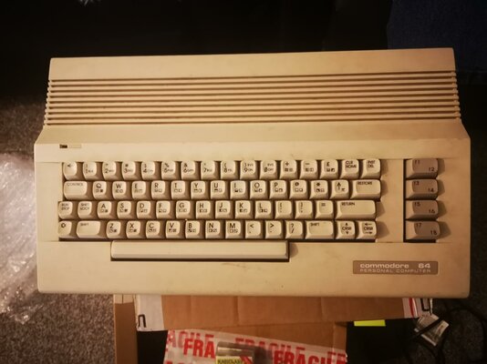 c64.jpg