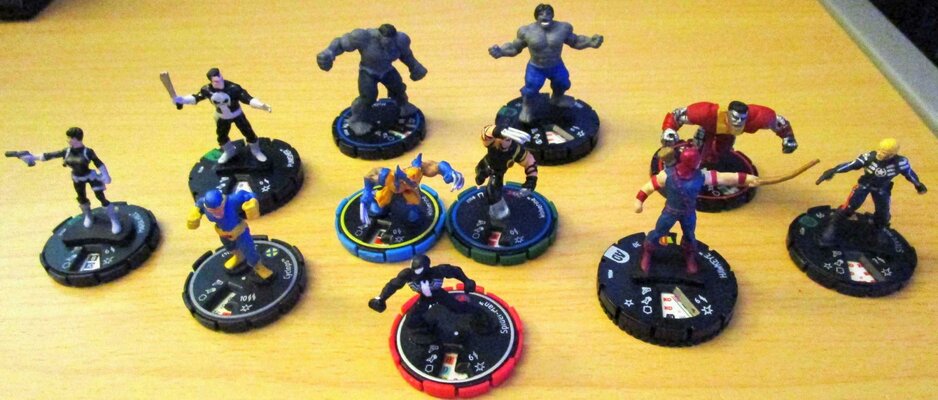 HeroClix_MarvelHeroes01_s.jpg