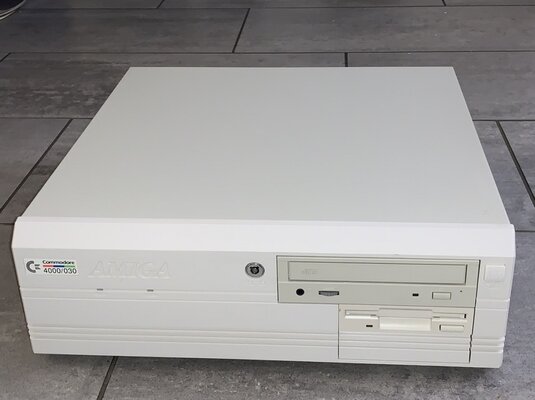 1. A4k D Top Frontview.jpg