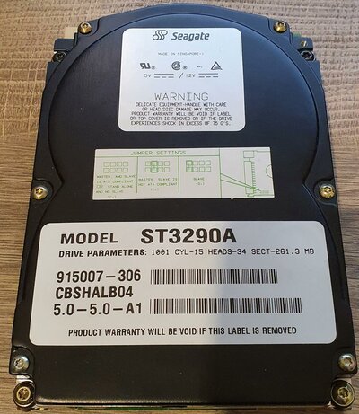 Seagate_3.5_IDE_250MB.jpg