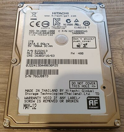 Hitachi_2.5_SATA_1TB.jpg
