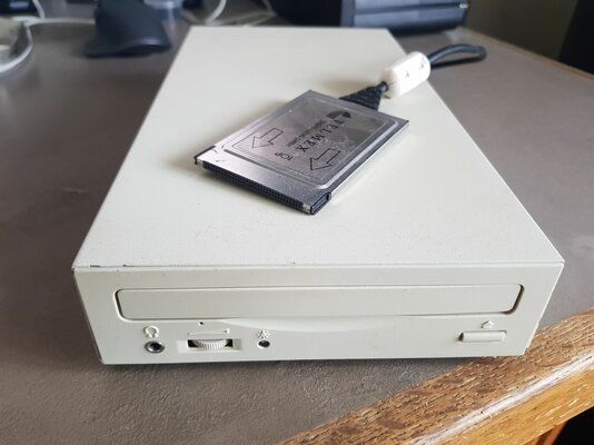 Telmex Amiga CD-Rom.jpg