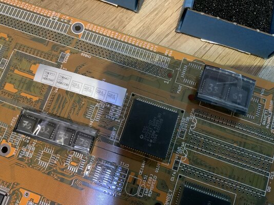 Closed - Amiga 4000T PCB + NOS Chipset + GALs | AmiBay