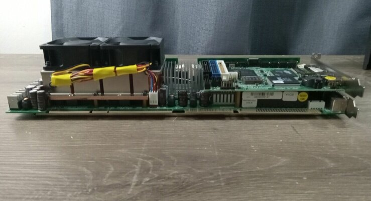 Nexcom PEAK7220VL2G-2.jpg