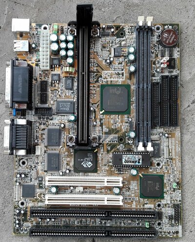 MSI6126-03.jpg