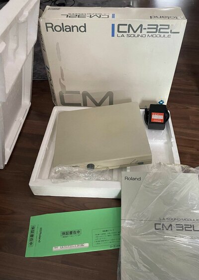 Sold - Roland CM-32L boxed! | AmiBay