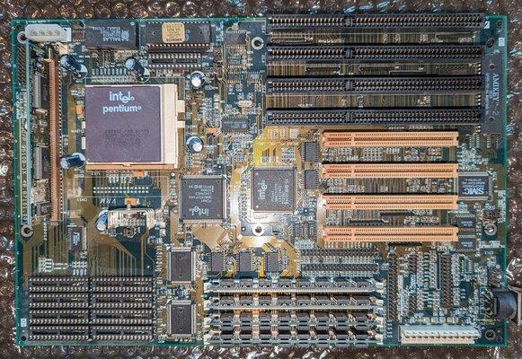 p5 mobo full board.jpg