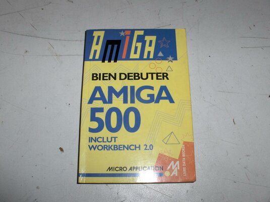 Bien débuter Amiga 500.jpg