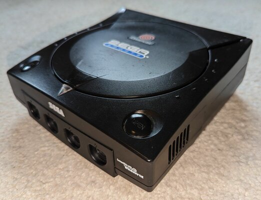dreamcast 20230924 corner right.jpg