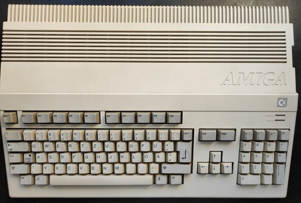 commodore amiga 500 with extra 500 kb 