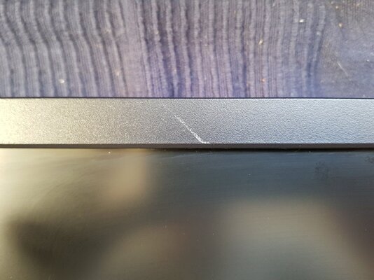 BenQ912 scratch top middle.jpg