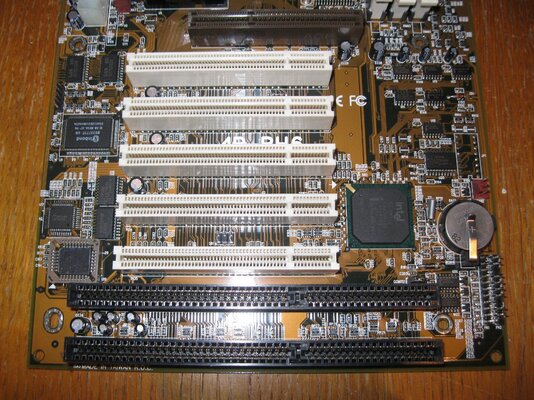 Closed - Abit BH6 motherboard + 64MB + Pentium II 350MHz