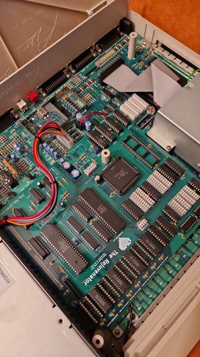 Amiga 1000 NTSC to PAL conversion | AmiBay
