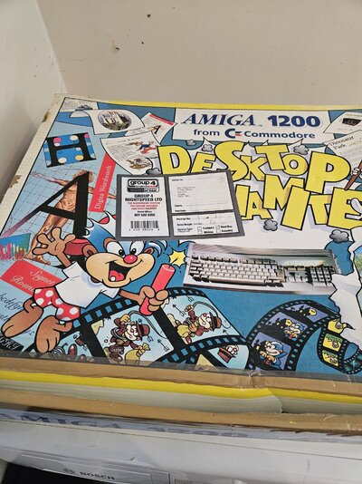 A1200 8Meg 2024 - Box - Top - 4.jpg
