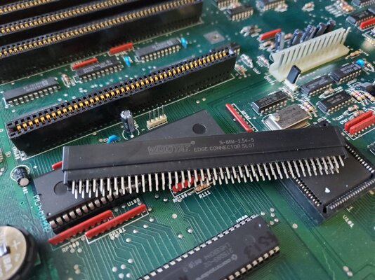 A2000 no boot with an accelerator | AmiBay