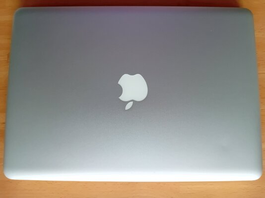 macbookpro8,1_top.jpg