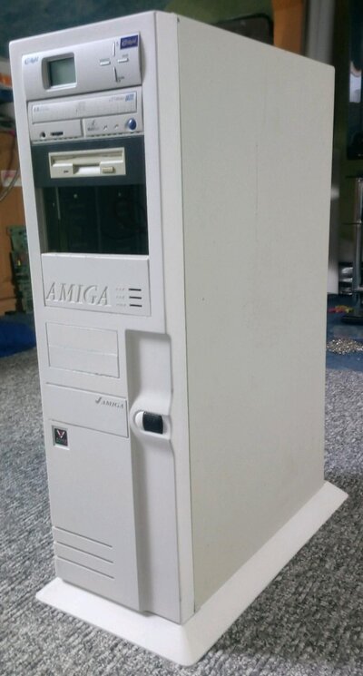 Amiga1200Tower.jpeg