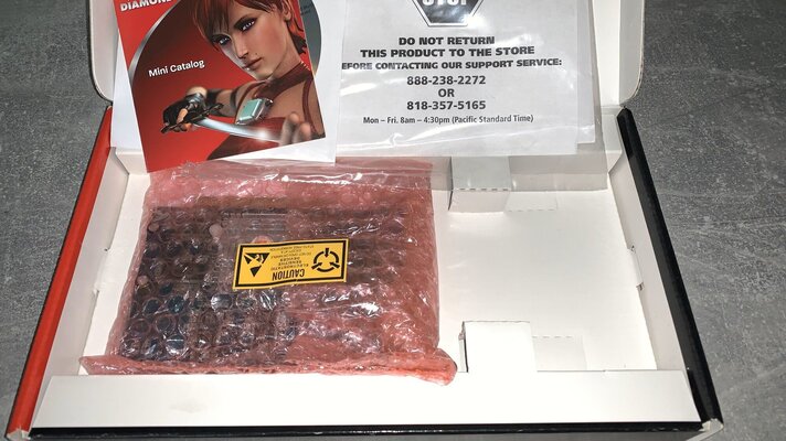 ATI Radeon PCI 256MB Blue in Box.jpg