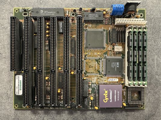Sold - Lucky Star 386 mainboard / Cyrix 486DLC 40MHz CPU