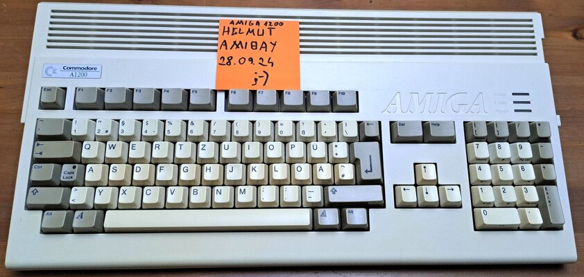 Closed - Commodore Amiga 1200 rev. 1D.4 | AmiBay