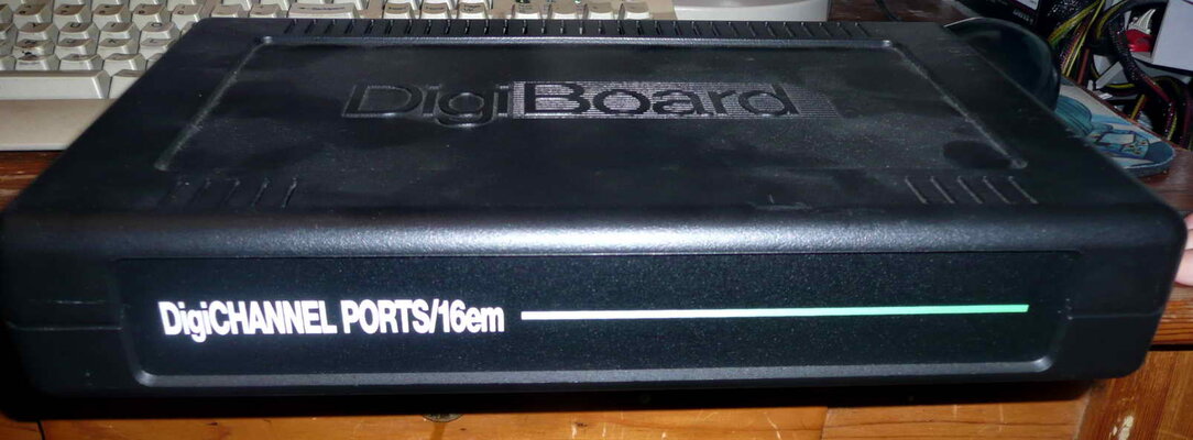 Digi PORTS em - serial adapter - 8-16 ports-01.jpg