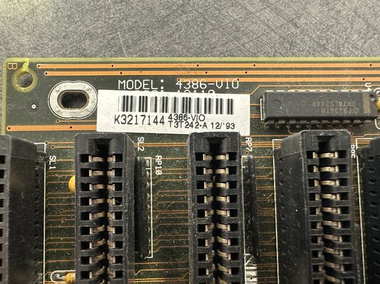 For Sale - FIC 4386-VIO / Vobis HighScreen 486 Universal