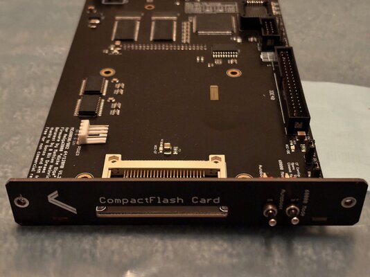 Closed - Dicke Olga - 030 CPU 128MB Accelerator card for A2000