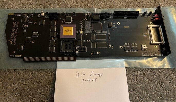 Closed - Dicke Olga - 030 CPU 128MB Accelerator card for A2000