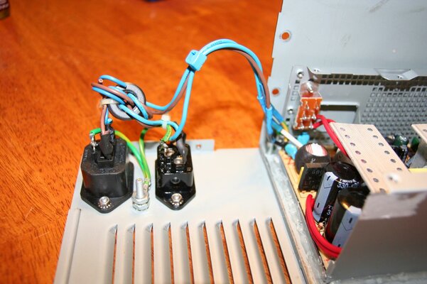 A4000D ATX Mod 2010-07-10.002.jpg