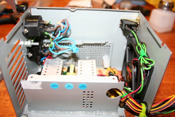 A4000D ATX Mod 2010-07-10.004.jpg