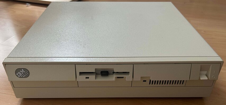 Sold - IBM PS/2 Type: 8555 Model: 55SX 386 | AmiBay