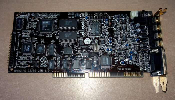 Terratec Maestro32-96-front.jpg