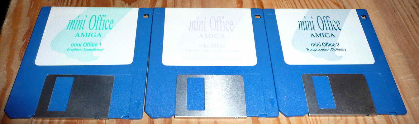 mini office.jpg
