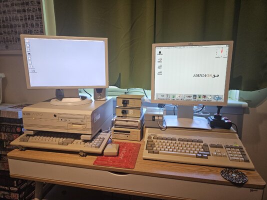 Amiga A4000 and A1200.jpg
