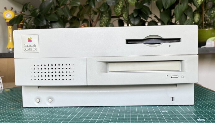 Sold - Macintosh Quadra 650 & Keyboard & Mouse, BlueSCSI | AmiBay