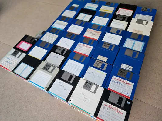 900_Amigadisks_1.webp