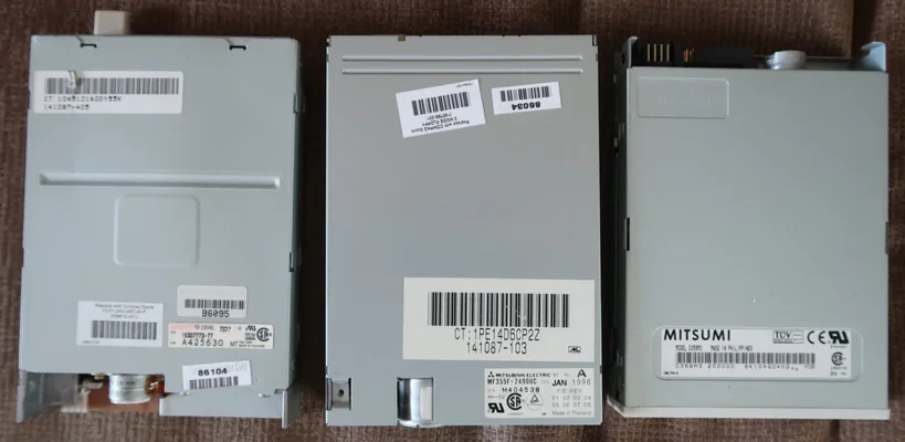 S  8610460010 Genuine Toyota CONTROLLER SUB-ASSY, MULTI-DISPLAY