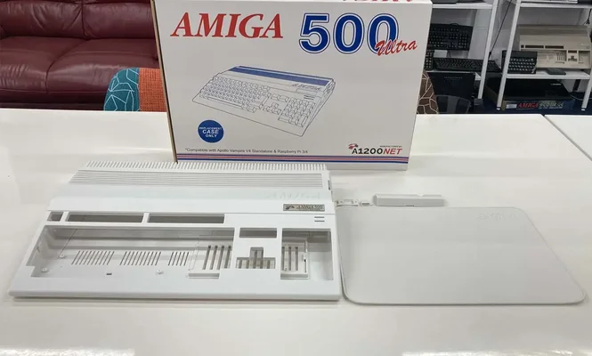 New-Amiga-500-Cases-White-3.webp