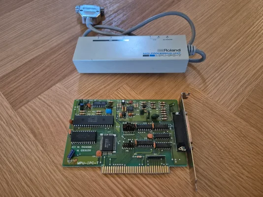 Sold - Roland MPU-IPC-T with Breakout box | AmiBay