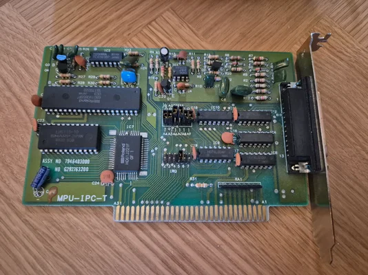Sold - Roland MPU-IPC-T with Breakout box | AmiBay