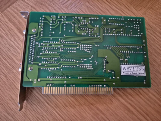 Sold - Roland MPU-IPC-T with Breakout box | AmiBay