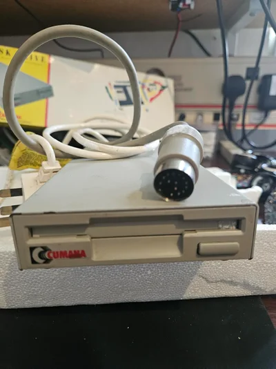 Atari CSA354 - Plugs.webp